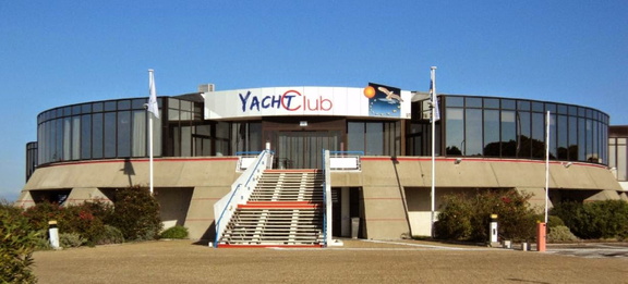 yatcht-club